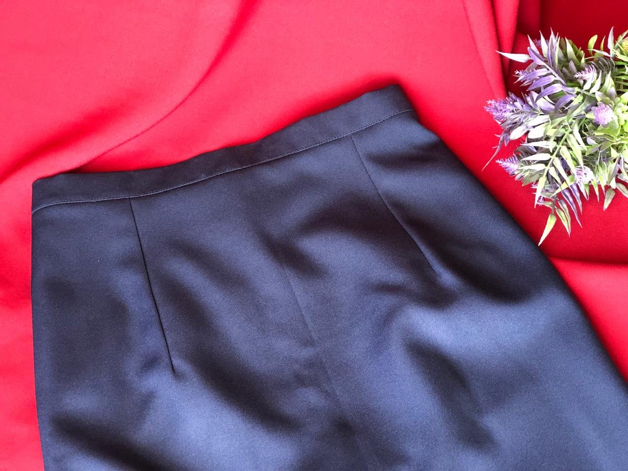 Rok in navy — uniformlijn